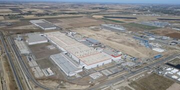 CATL kicks off trial production of battery cells in Hungary