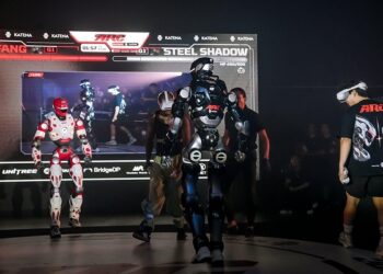 ARC Stages Singapore’s First Full-Sized Humanoid Fight Night