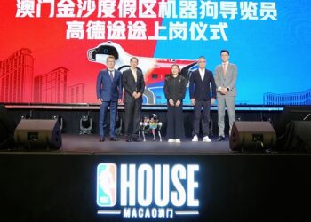 Amap and Sands China mark the delivery of the first Tutu robots, with expected indoor navigation and 3D resort previews