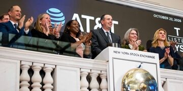 GoDaddy Brings ‘Ink Your Link’ Campaign to NYC: NYSE Content Update