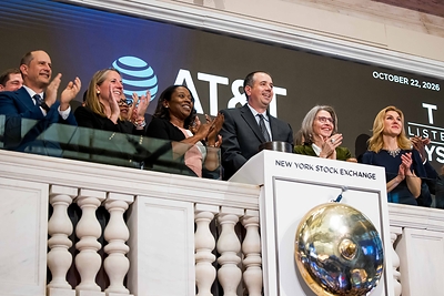 GoDaddy Brings ‘Ink Your Link’ Campaign to NYC: NYSE Content Update